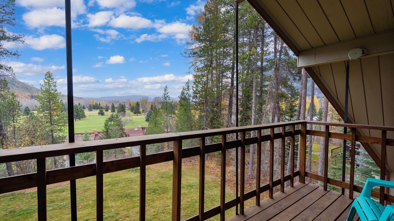 Photo of Patio Balcony in West Glacier