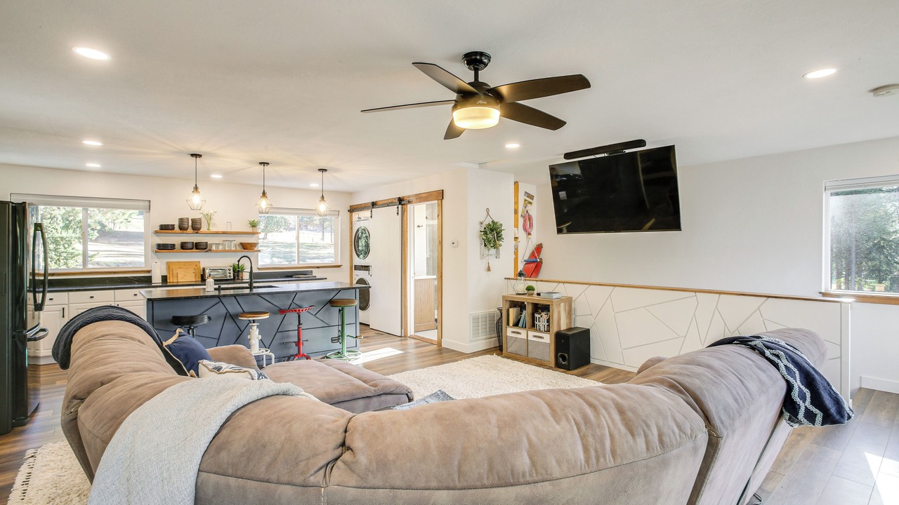 Photo of Bedroom in Hayden Lake