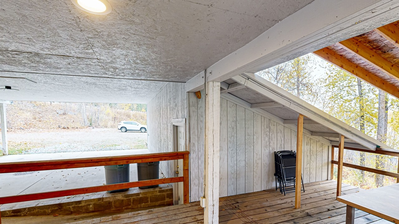 Photo of Patio Balcony in Sandpoint
