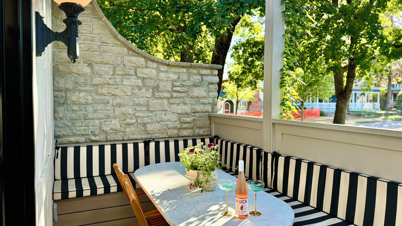 Photo of Outdoor in Garden District