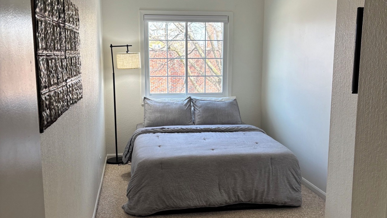 Photo of Bedroom in Berkley