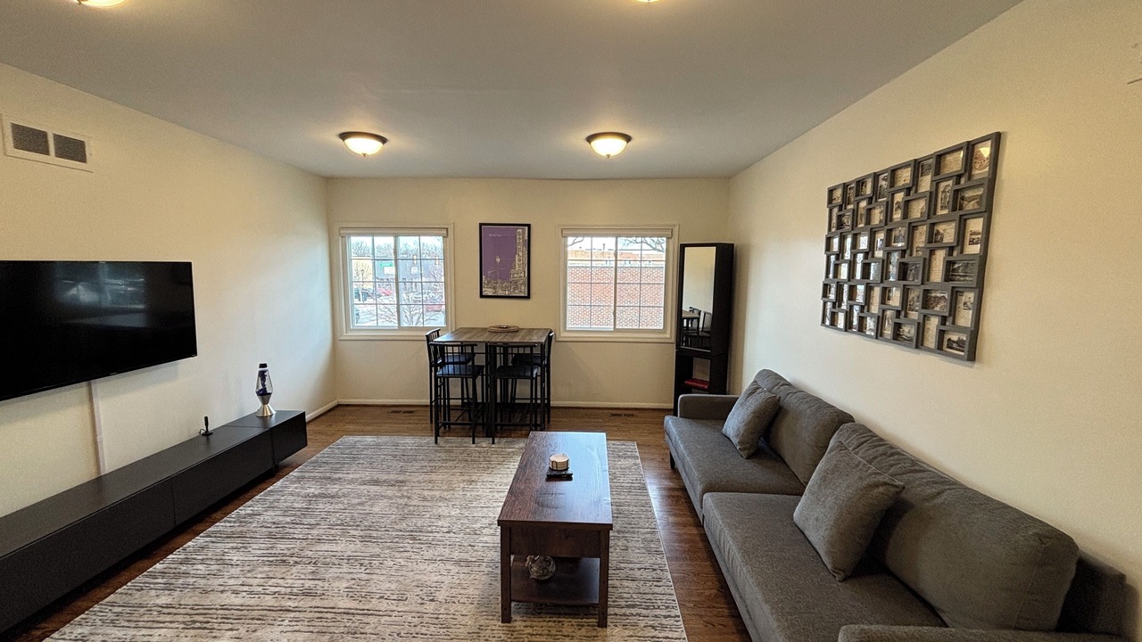 Photo of Livingroom in Berkley