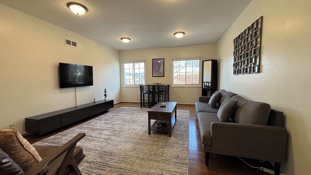 Photo of Livingroom in Berkley