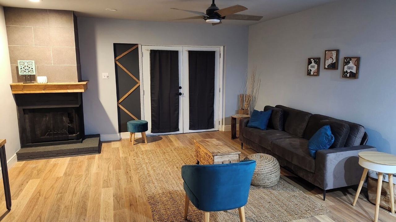Photo of Livingroom in LaPlace