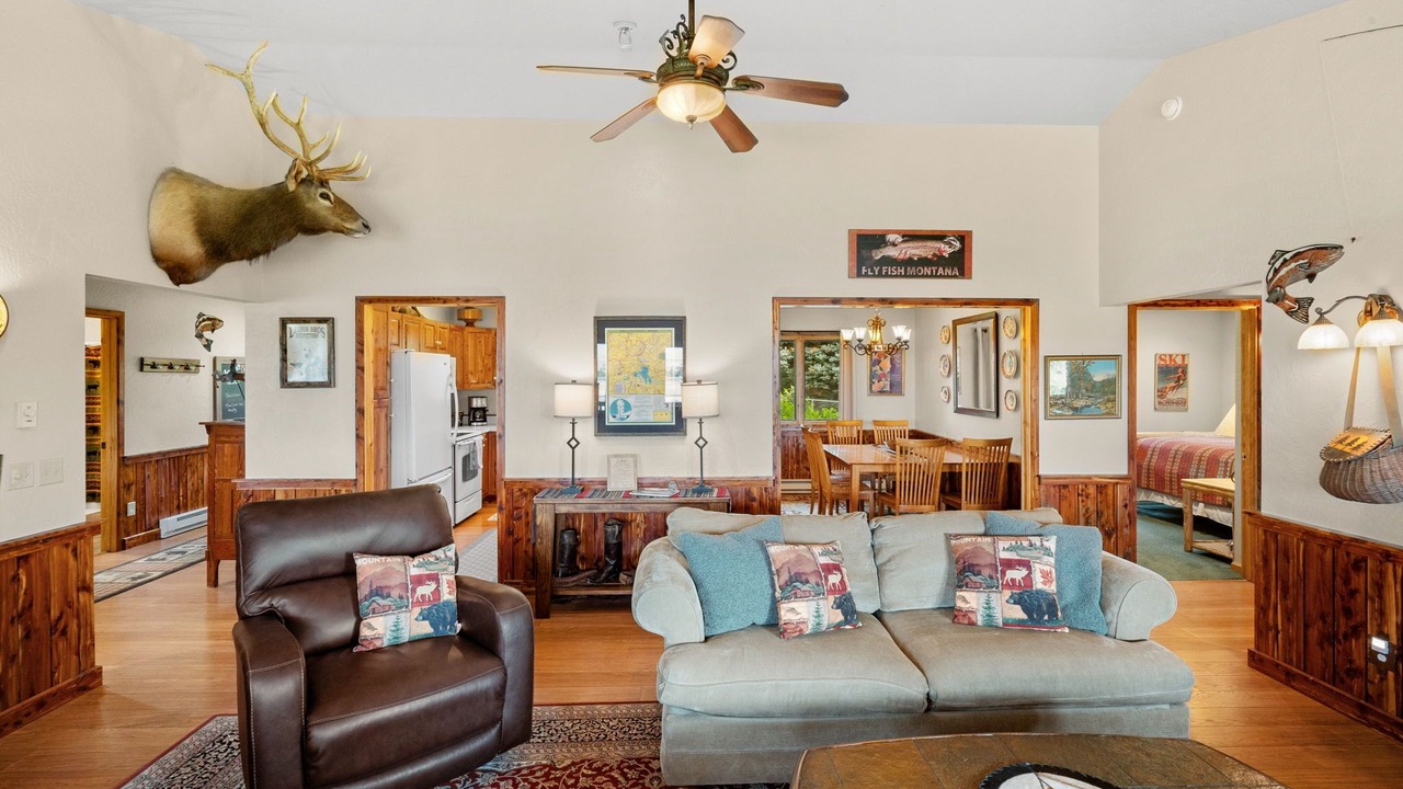 Photo of Livingroom in Livingston