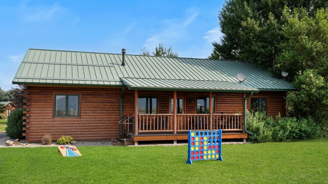 Photo of Outdoor in Livingston