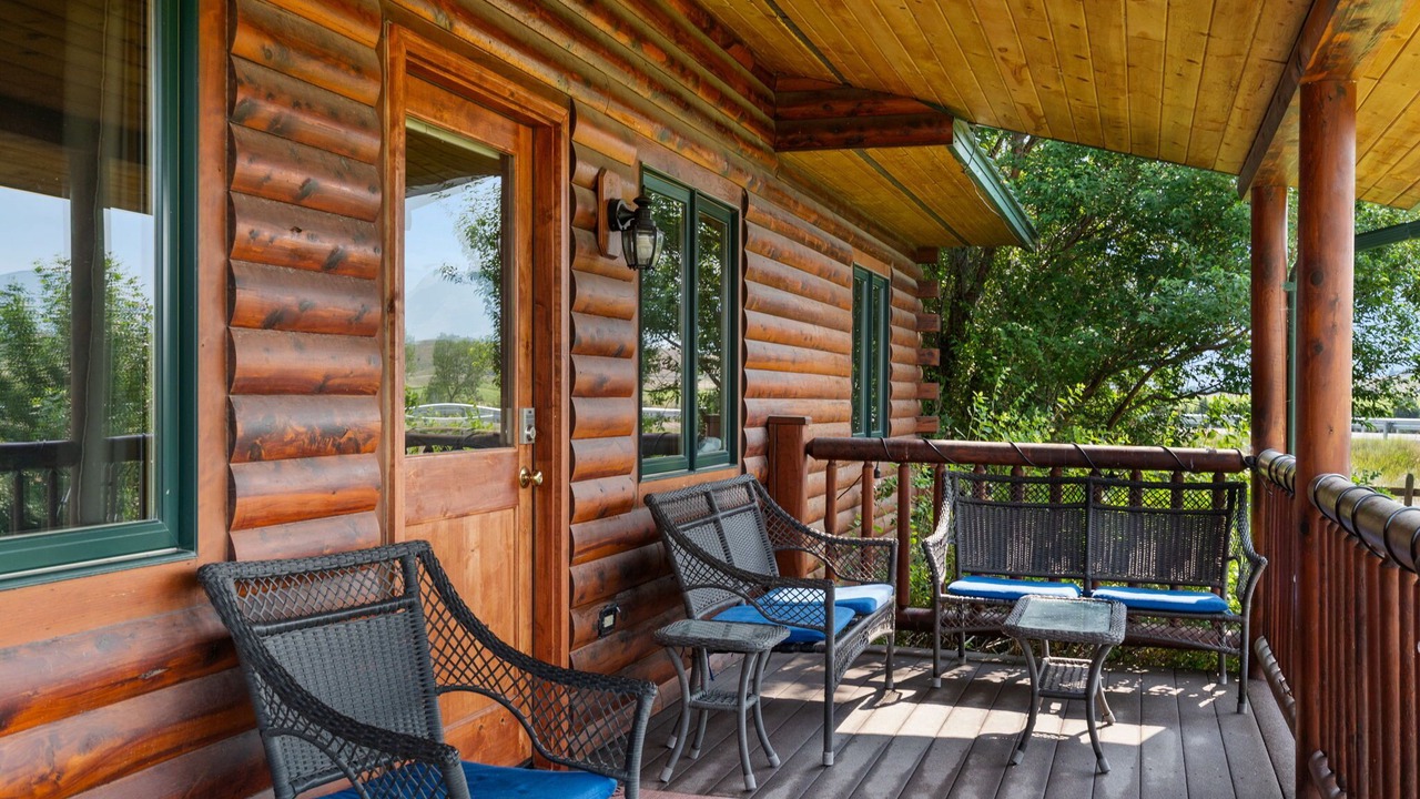 Photo of Patio Balcony in Livingston