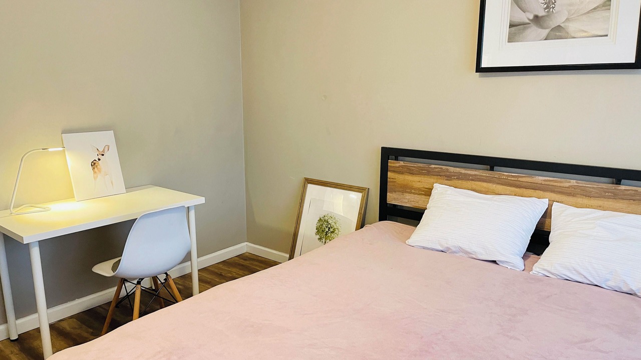 Photo of Bedroom in Audubon Park