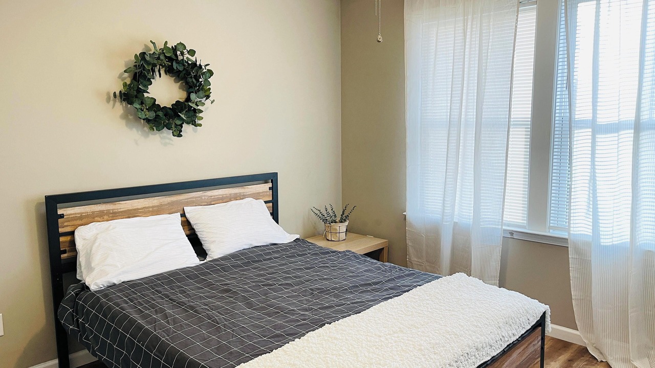 Photo of Bedroom in Audubon Park