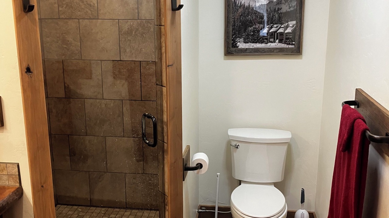 Photo of Bathroom in Gallatin Gateway