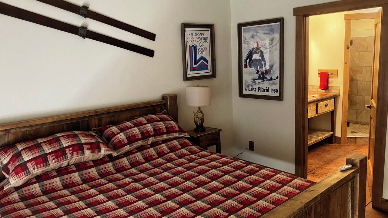 Photo of Bedroom in Gallatin Gateway