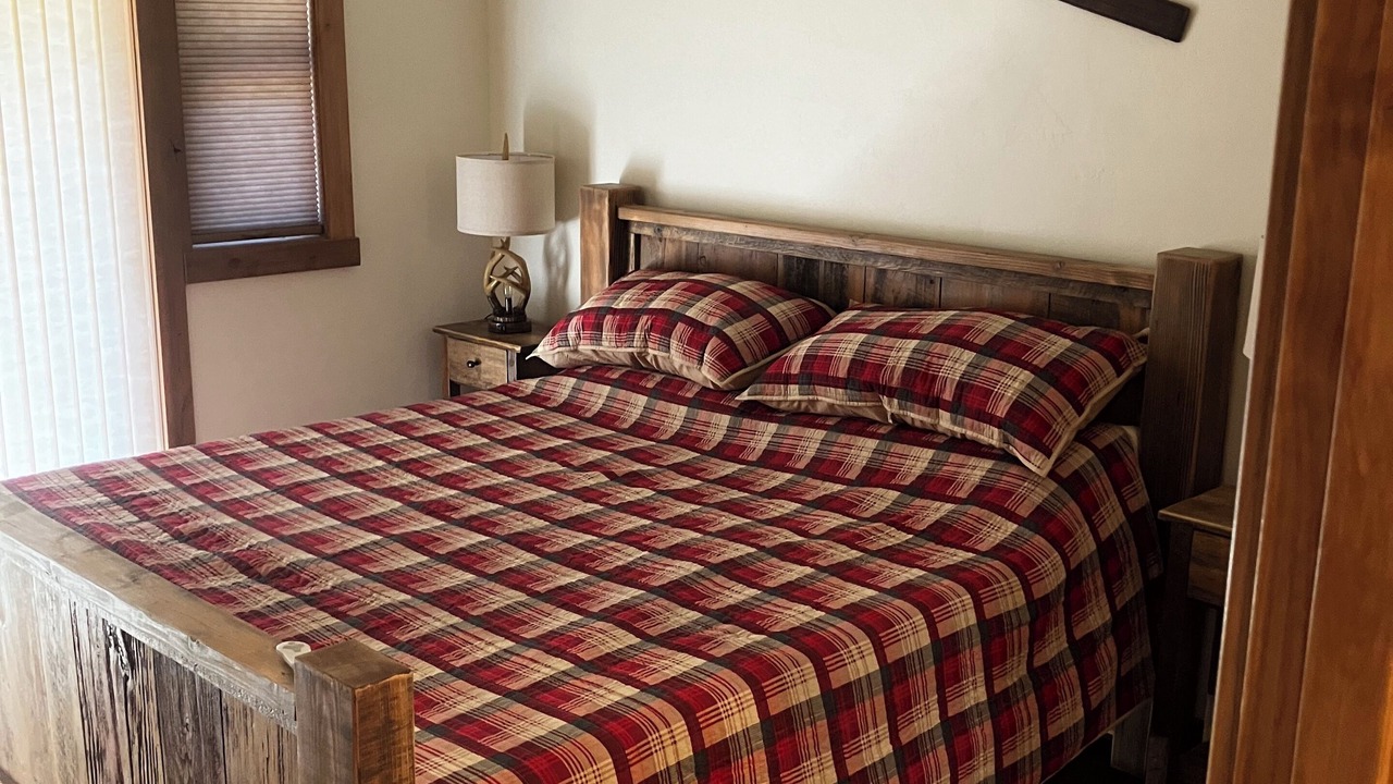 Photo of Bedroom in Gallatin Gateway