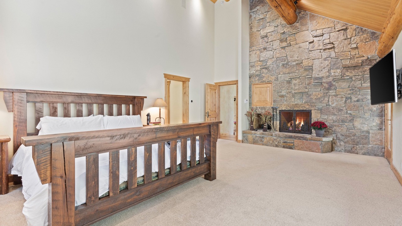 Photo of Bedroom in Granite Ridge