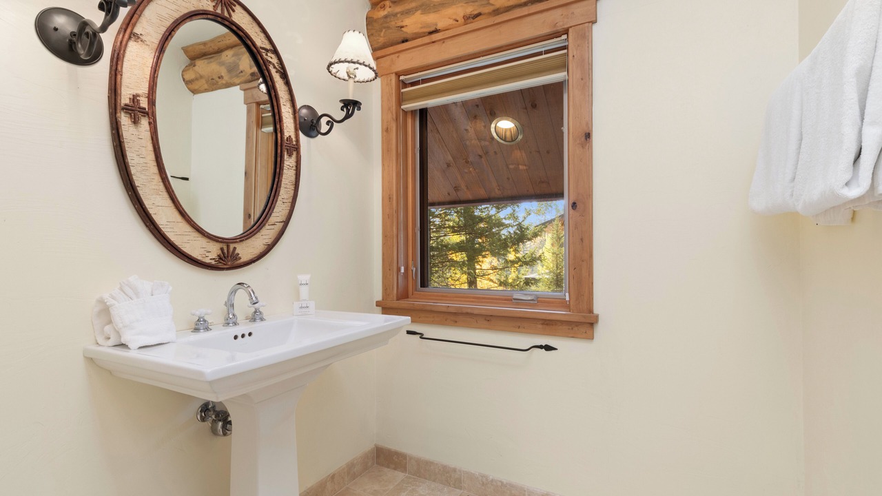 Photo of Bathroom in Granite Ridge