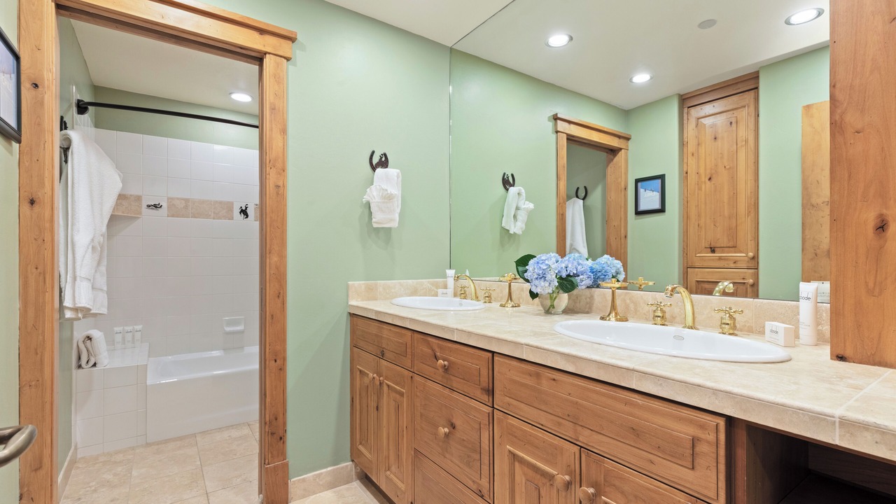 Photo of Bathroom in Granite Ridge