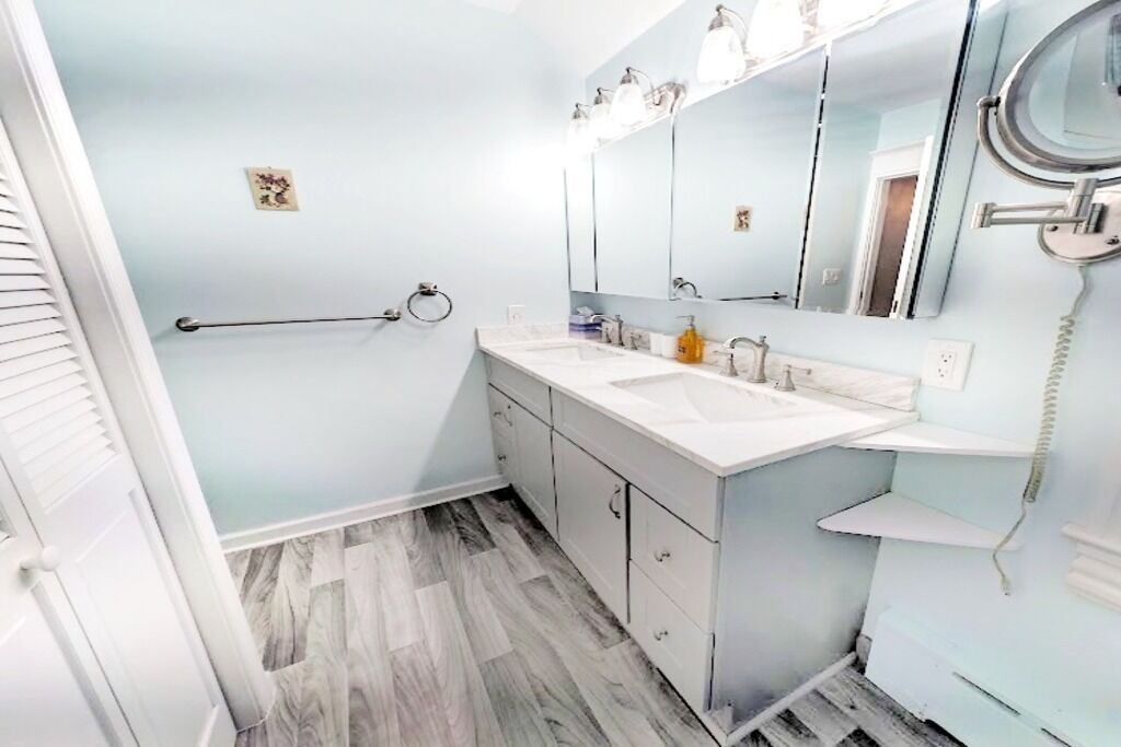 Photo of Bathroom in Somers Point