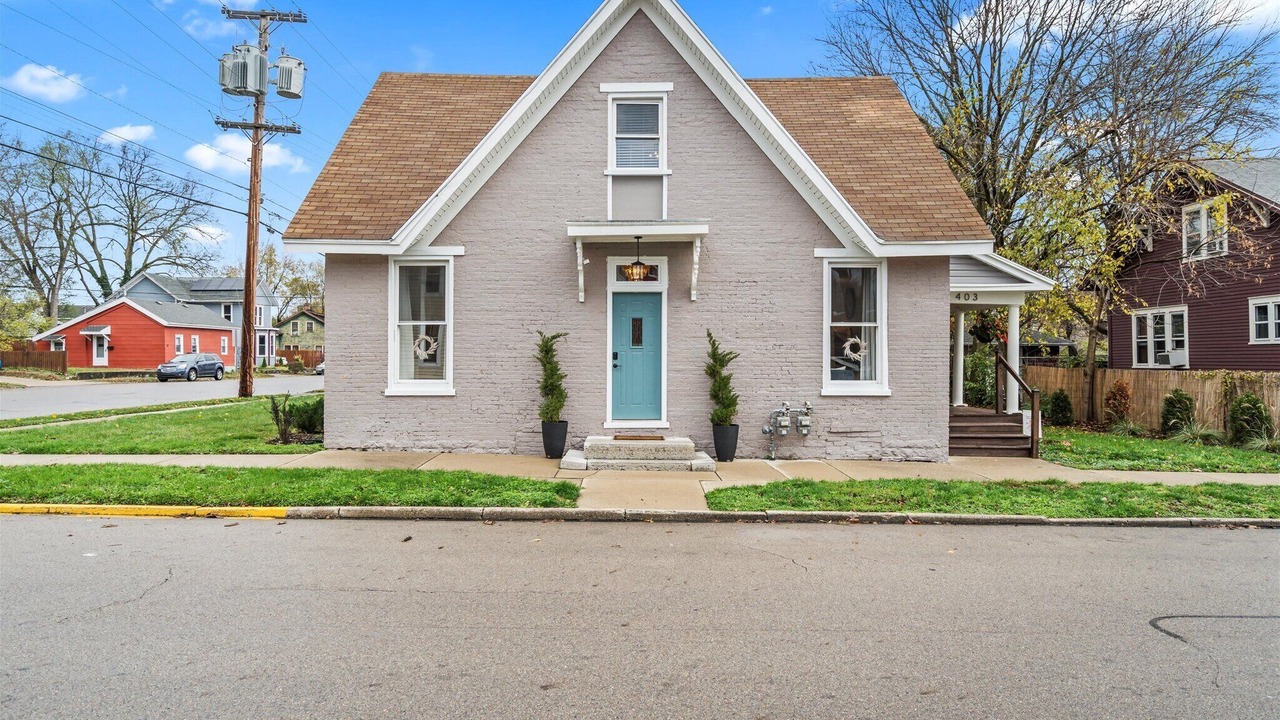Photo of Others in Troy