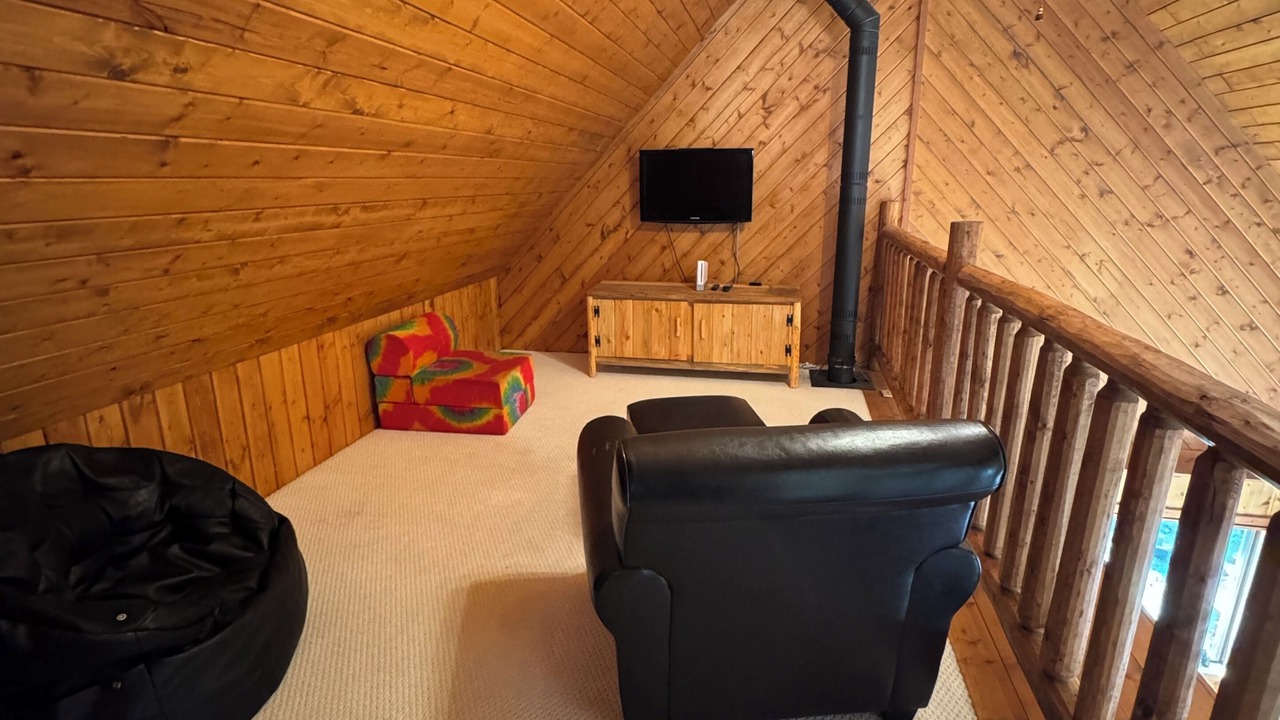 Photo of Livingroom in Monarch