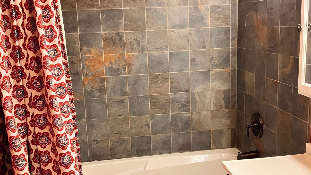 Photo of Bathroom in Alpine