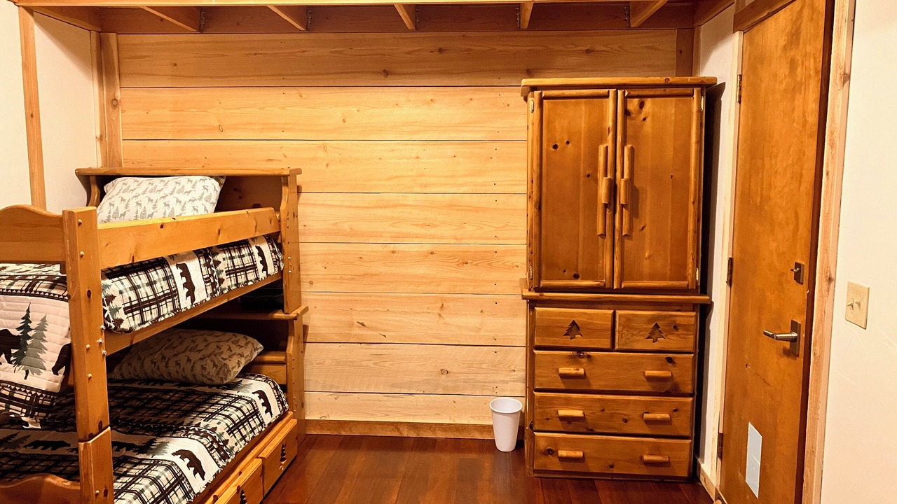 Photo of Bedroom in Alpine