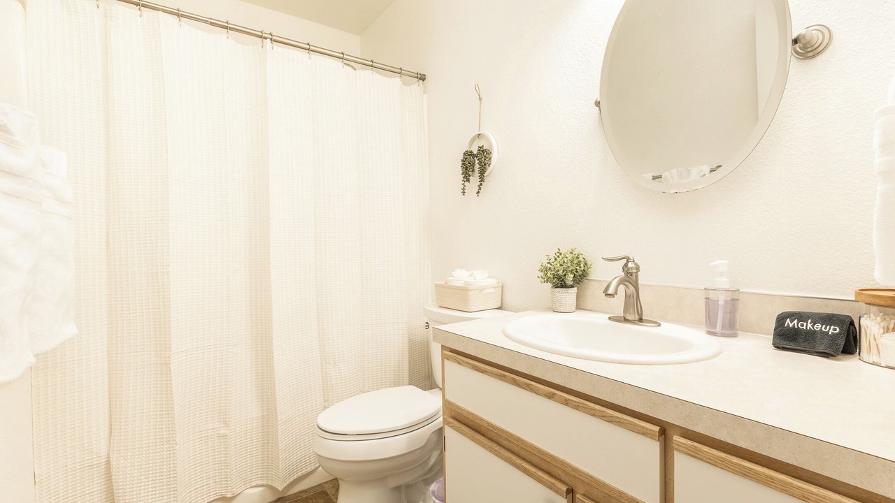 Photo of Bathroom in Veterans Park