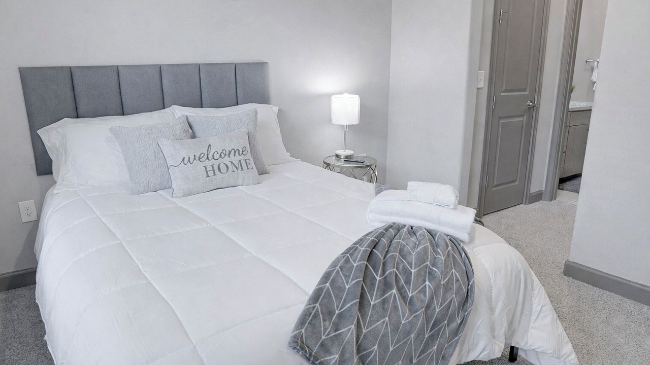 Photo of Bedroom in Loring Heights