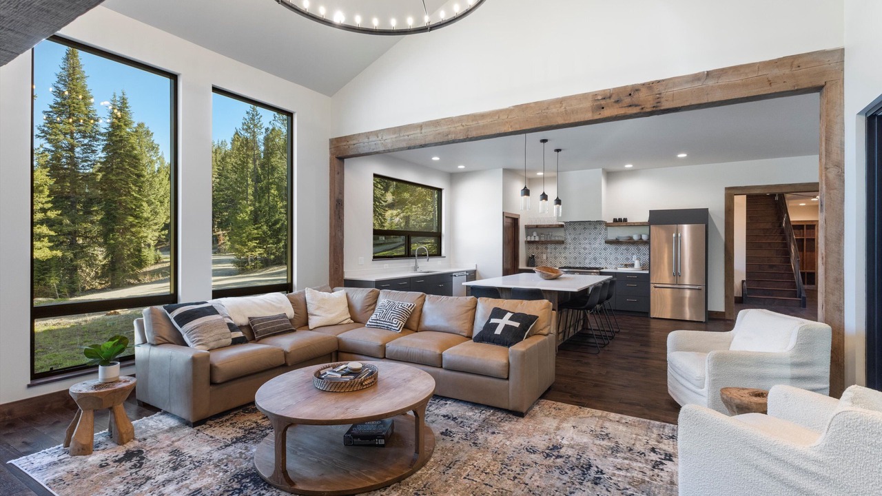 Photo of Livingroom in Bozeman