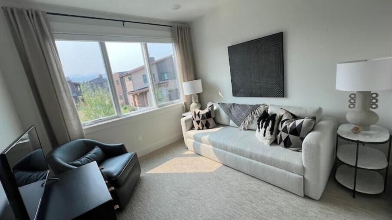 Photo of Livingroom in Big Sky