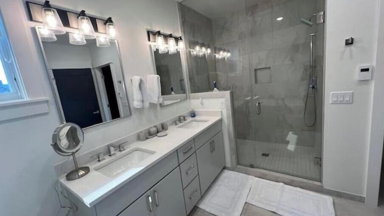 Photo of Bathroom in Big Sky