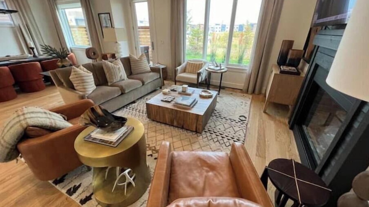 Photo of Livingroom in Big Sky