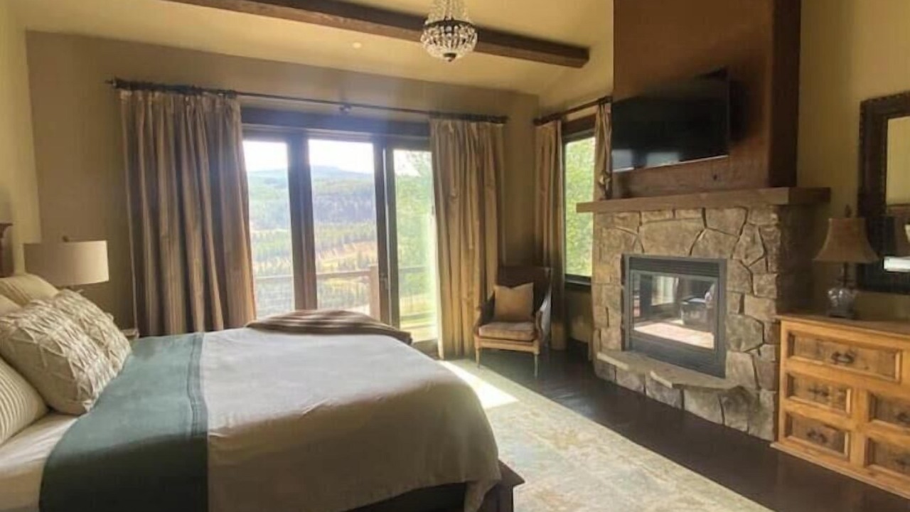 Photo of Bedroom in Spanish Peaks