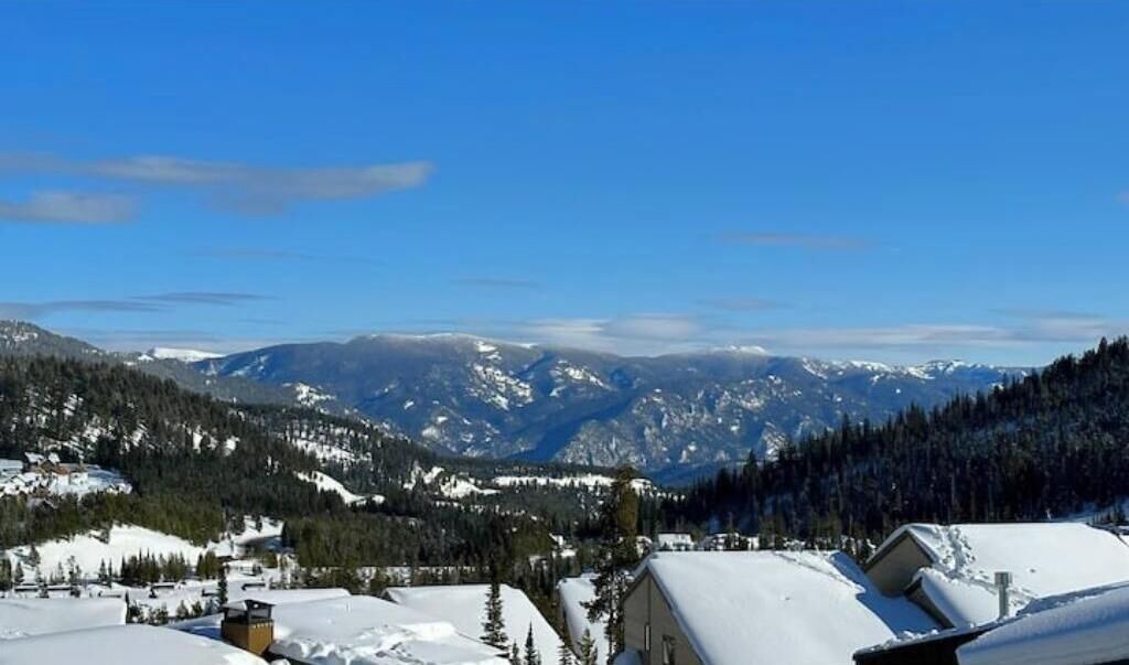 Photo of Others in Spanish Peaks