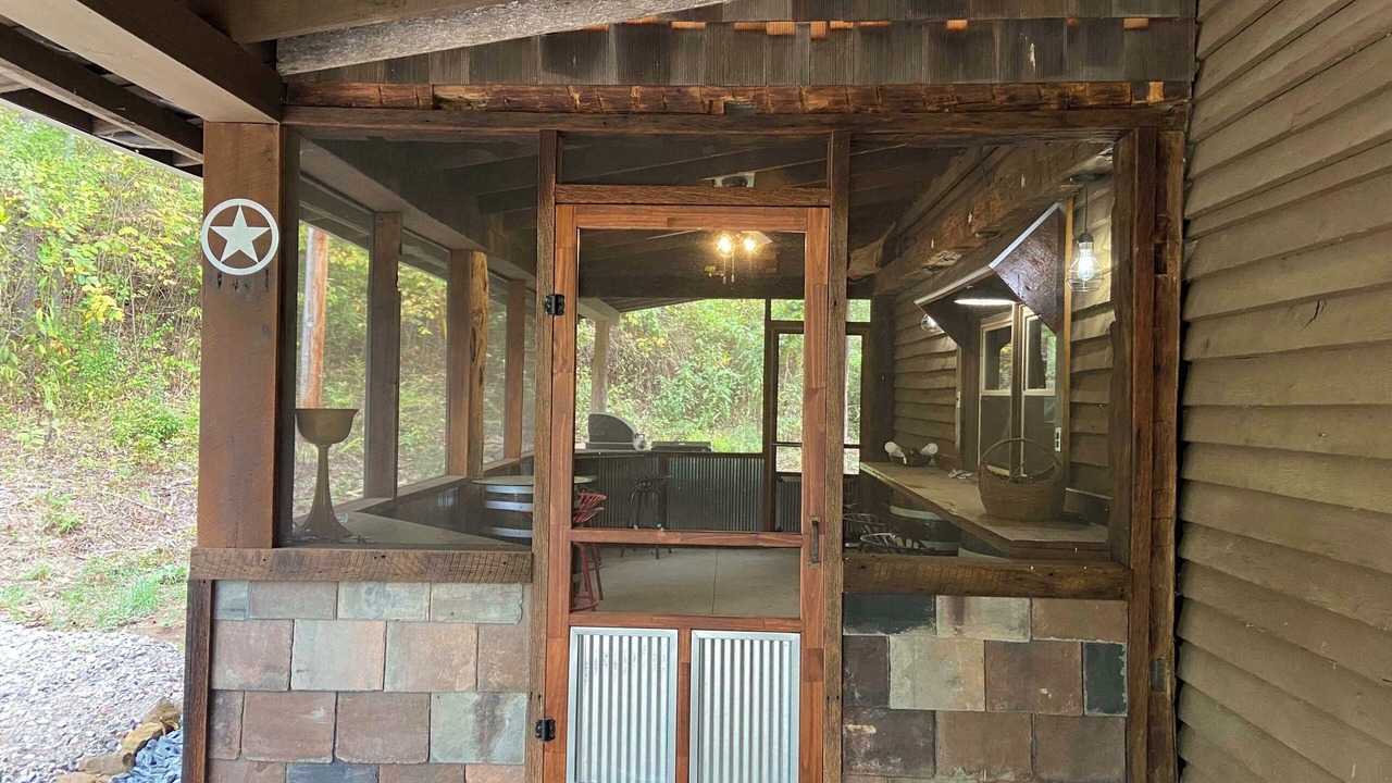 Photo of Patio Balcony in Langsville