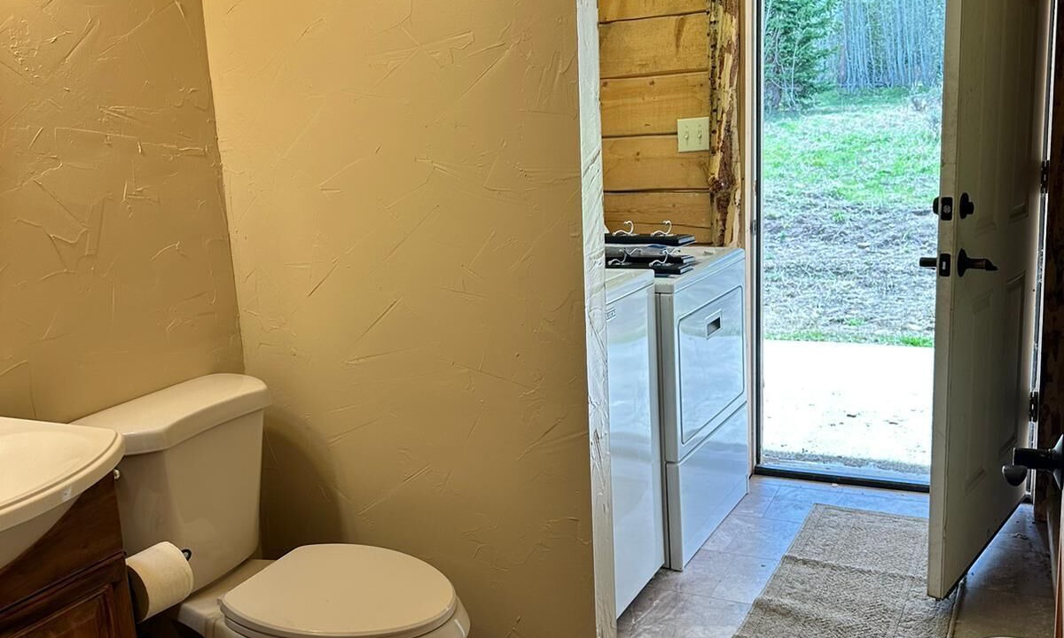 Photo of Bathroom in Daniel