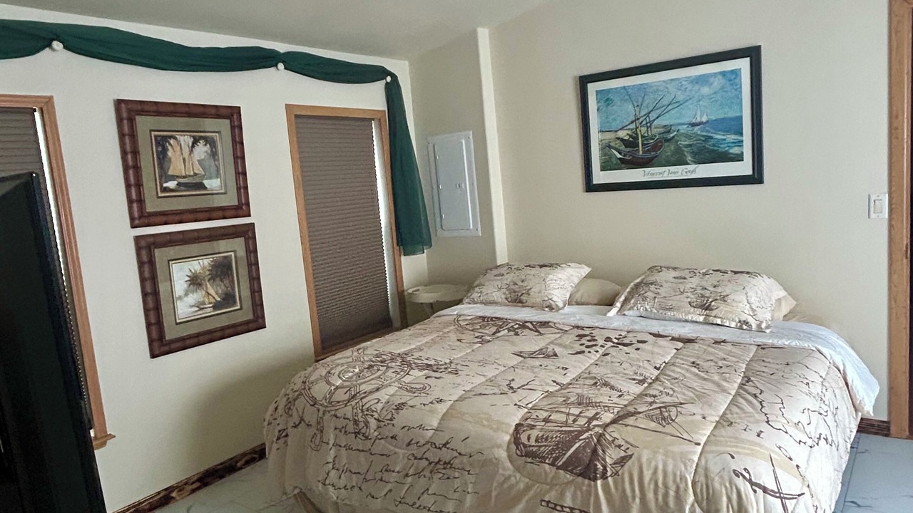 Photo of Bedroom in St. Ignatius