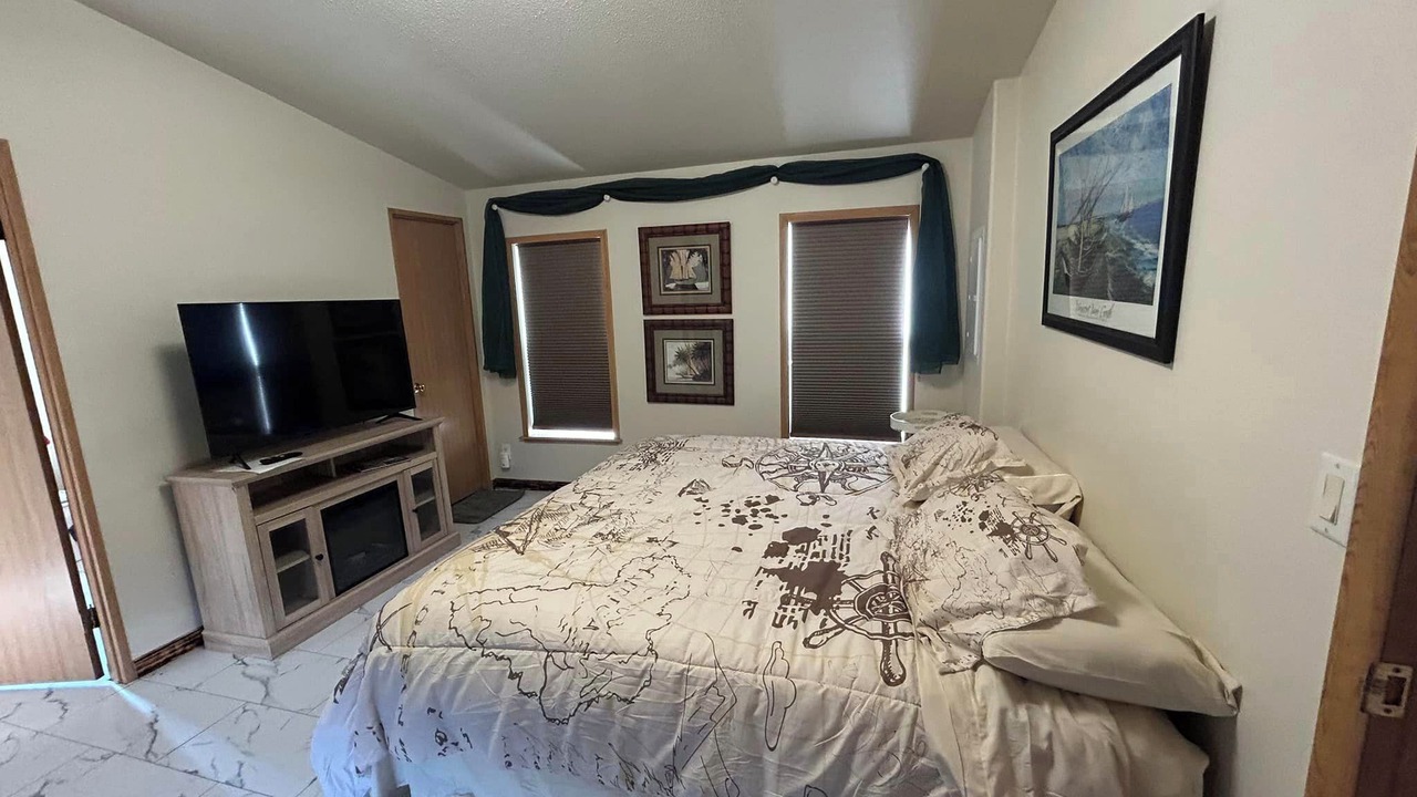 Photo of Bedroom in St. Ignatius
