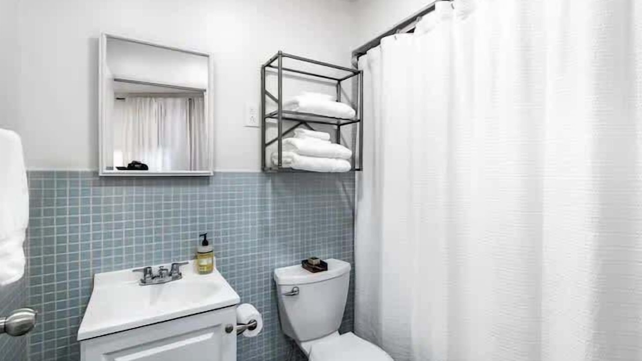 Photo of Bathroom in The Flats