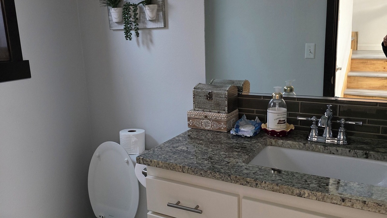 Photo of Bathroom in Holly