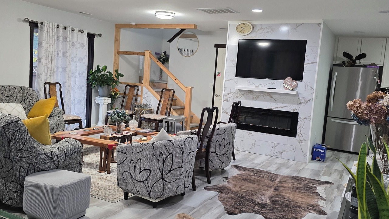 Photo of Livingroom in Holly
