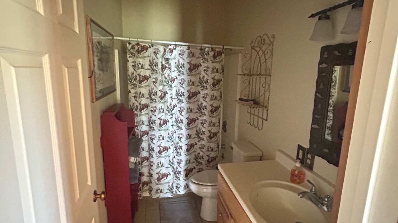 Photo of Bathroom in Fort Smith