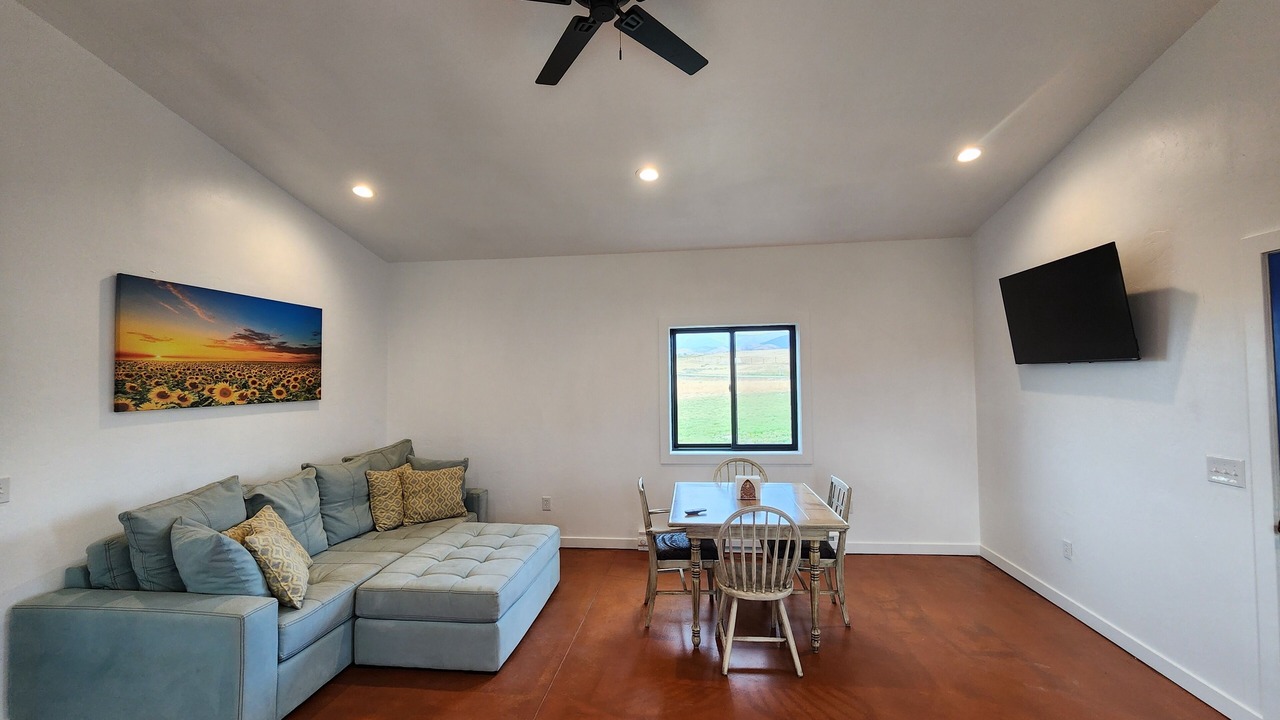 Photo of Livingroom in Broadwater County