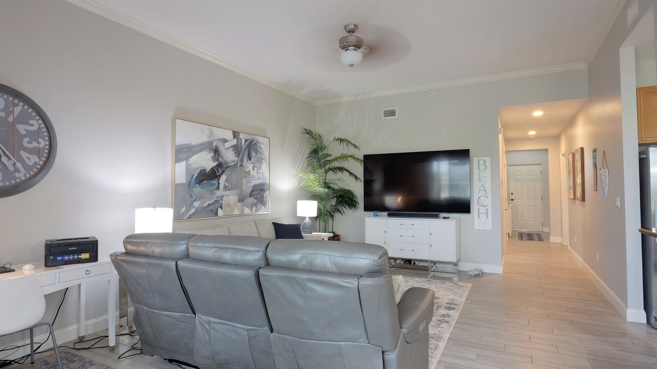 Photo of Livingroom in Bonita Shores