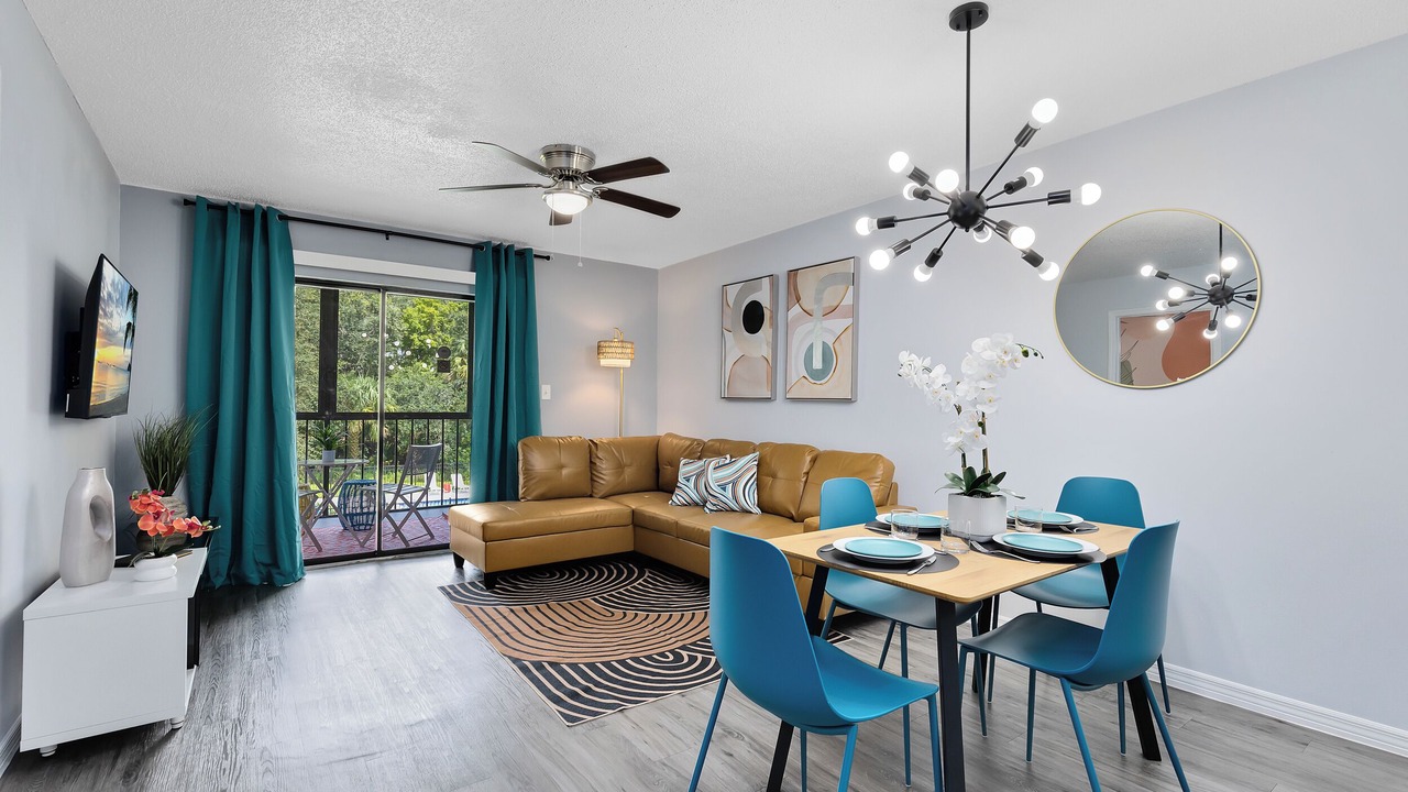 Photo of Livingroom in Titusville