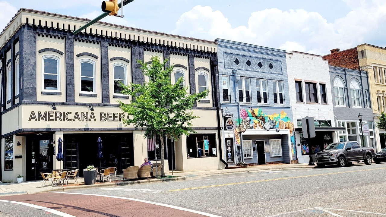 Photo of Others in Monroe