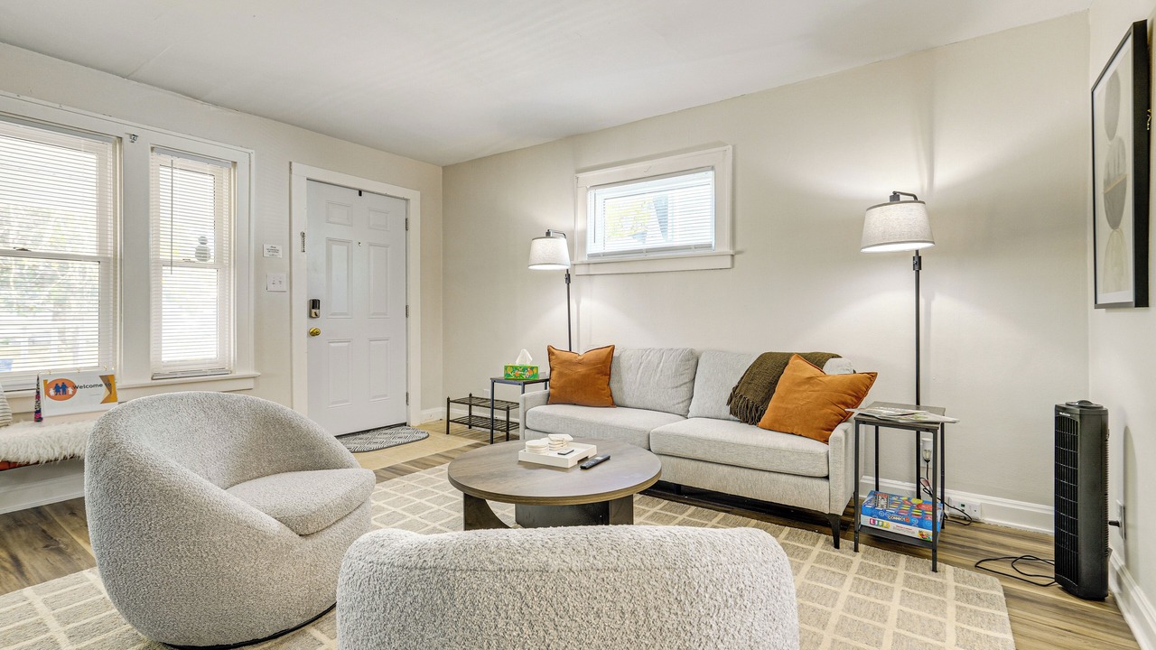 Photo of Livingroom in Hilltop