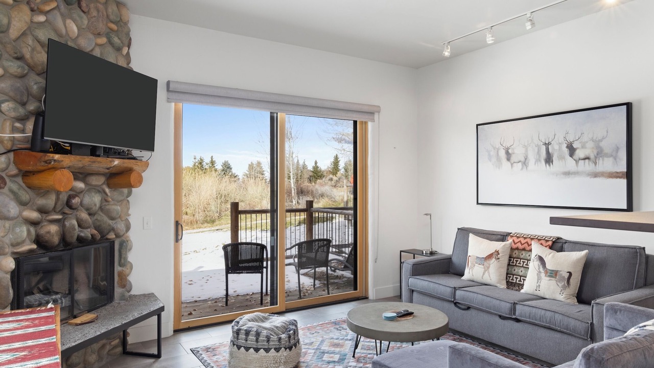 Photo of Livingroom in Spring Creek Ranch