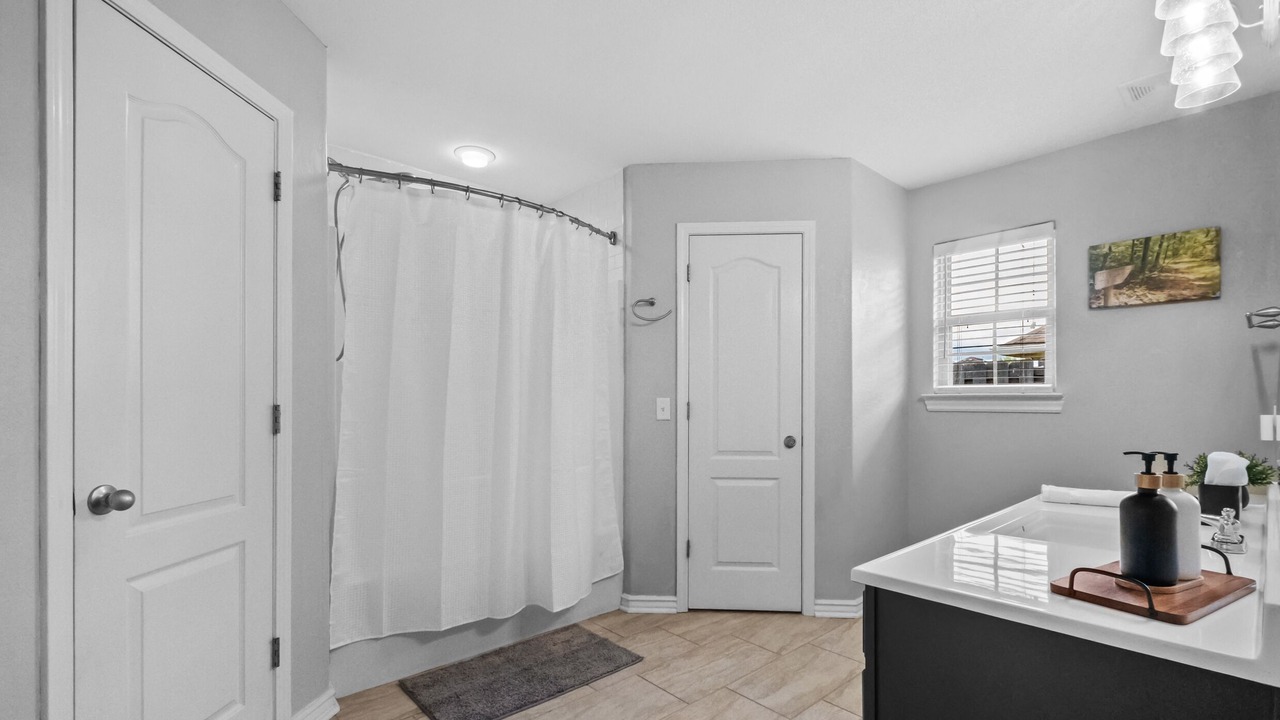 Photo of Bathroom in Bentonville - Fayetteville