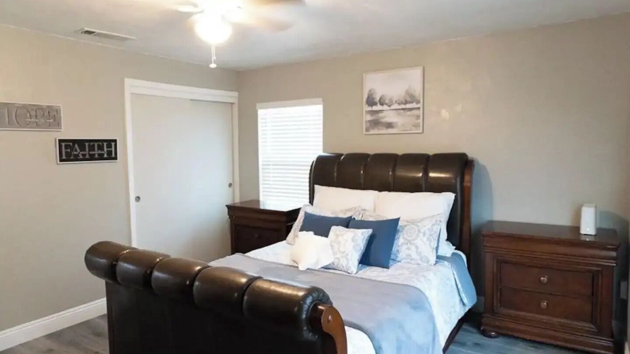 Photo of Bedroom in Dinuba