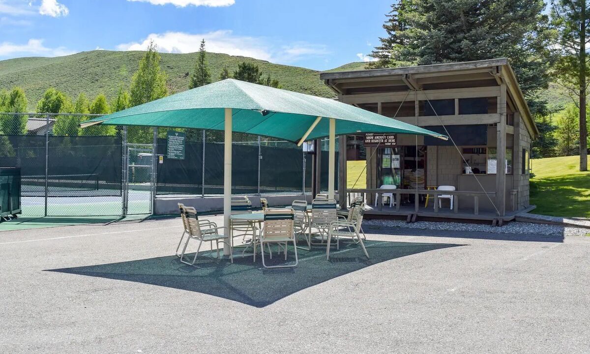 Photo of Others in Elkhorn Village