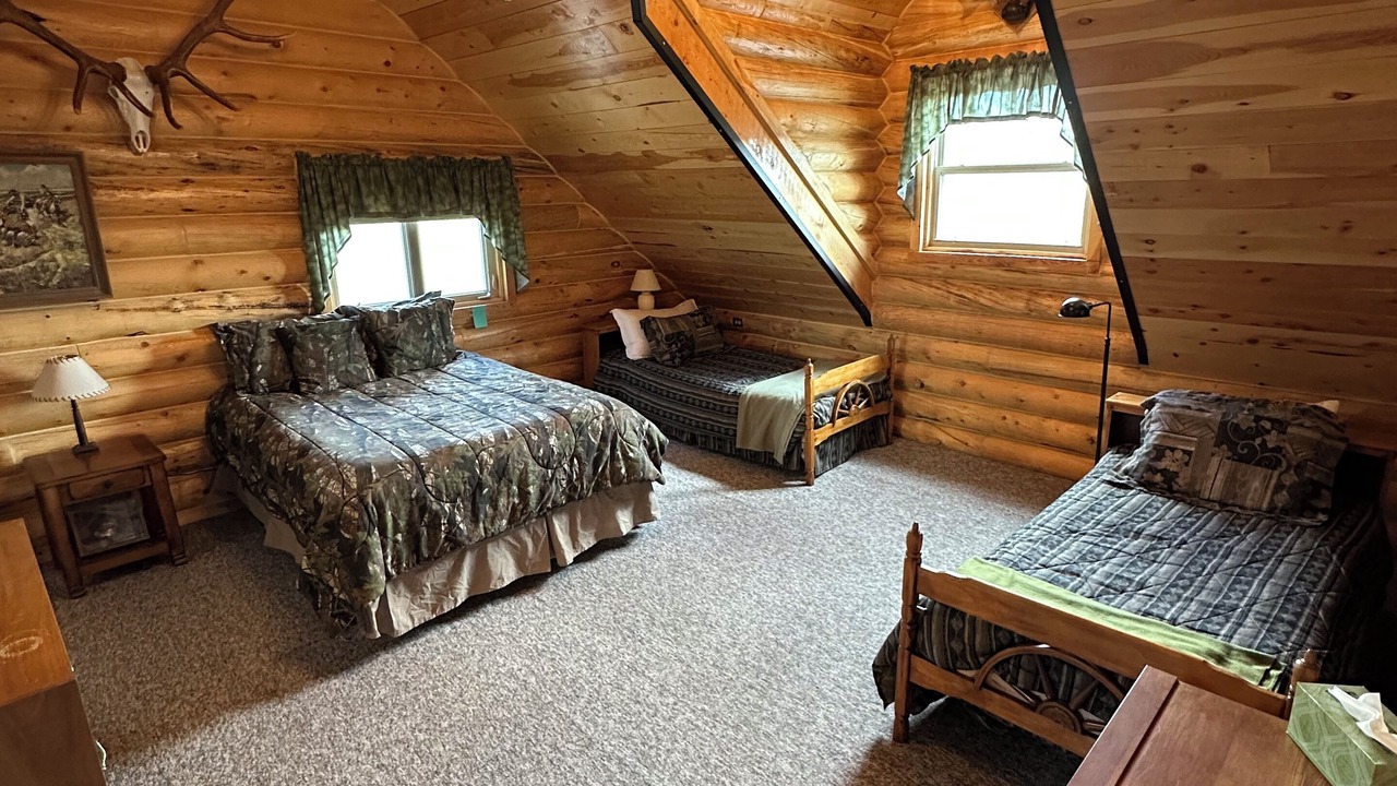 Photo of Bedroom in Meeker